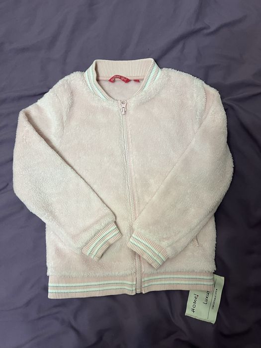 Одежда на девочку размер 116 +- 5 лет