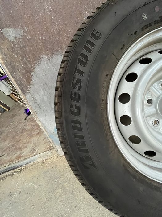 Шины с дисками комоект Bridgsone