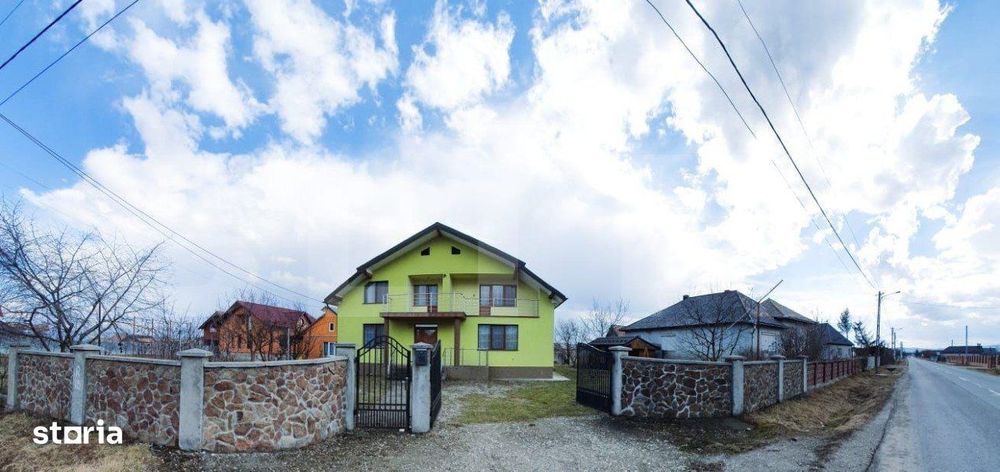 Casa Individuala, cu 5 camere, 250 mp, la  30 km de Bistrita