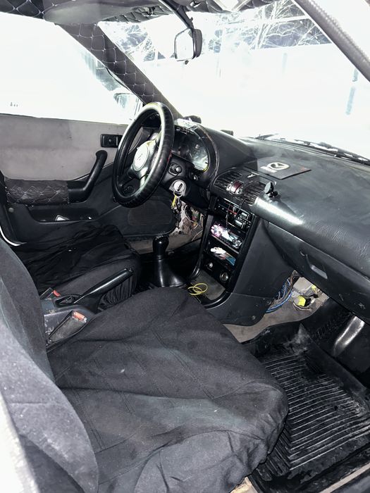 Продам Mazda 323 F 1.6 16V