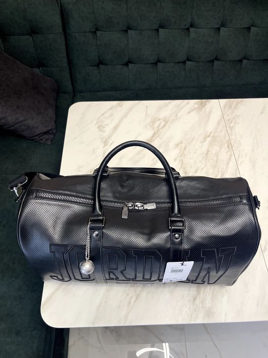 Jordan Чанта Perforated Duffel Bag (25L)