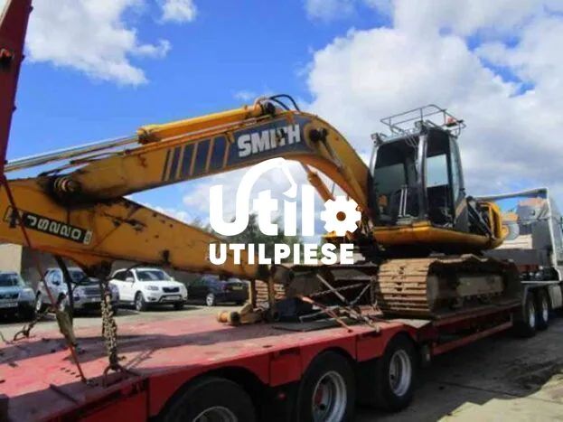 Dezmembrare Excavator JCB JS220L JS220LC JS210 JS235 JS240 + piese JCB