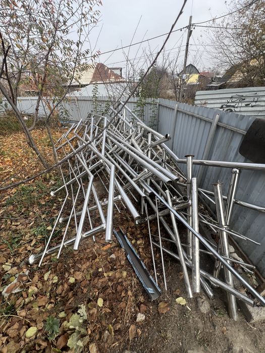 Продам перилы для лестницы