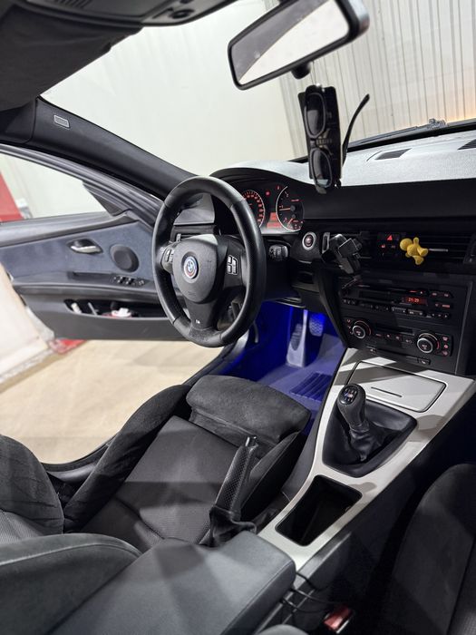 De vânzare bmw e90 m pachet 318d