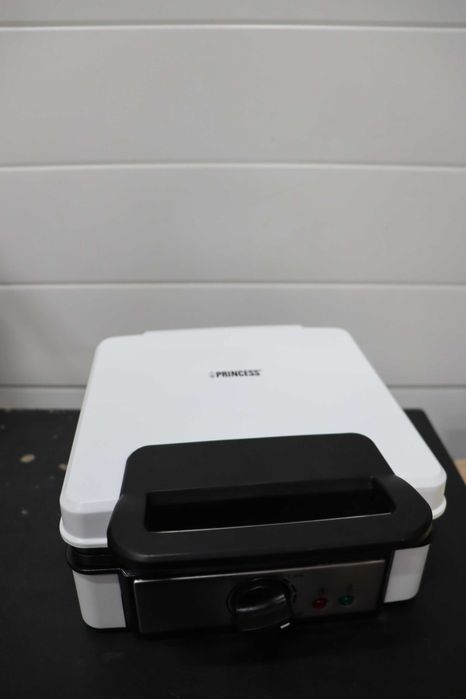 Гофретник Princess, 1200W, 19,8 x 19,8см, незалепващо покритие