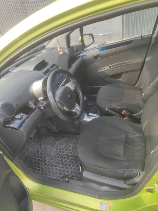 Spark  2011 Aftamat 4pazitsiya  223ming yurgan  kraska 30% oldi orqa p