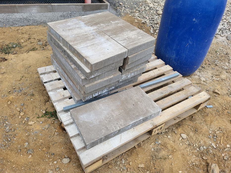 pavaj model deosebit