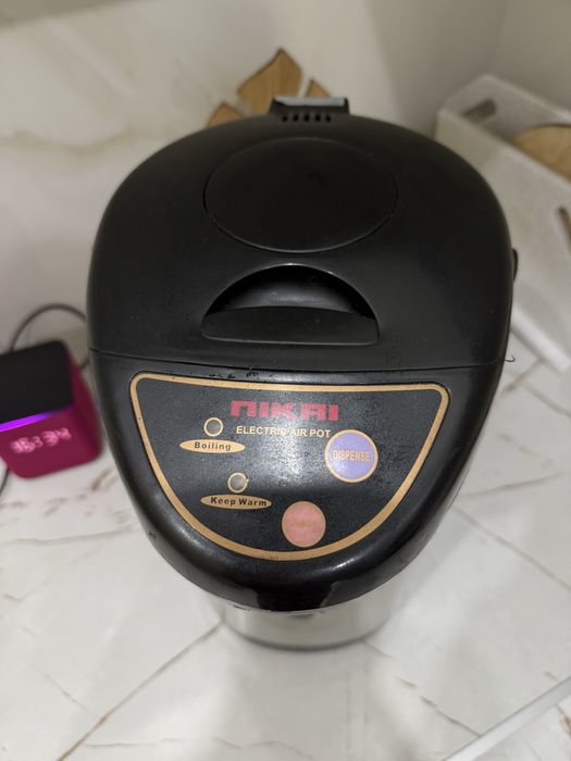 СРОЧНО! Продается термопот 6,8 литров