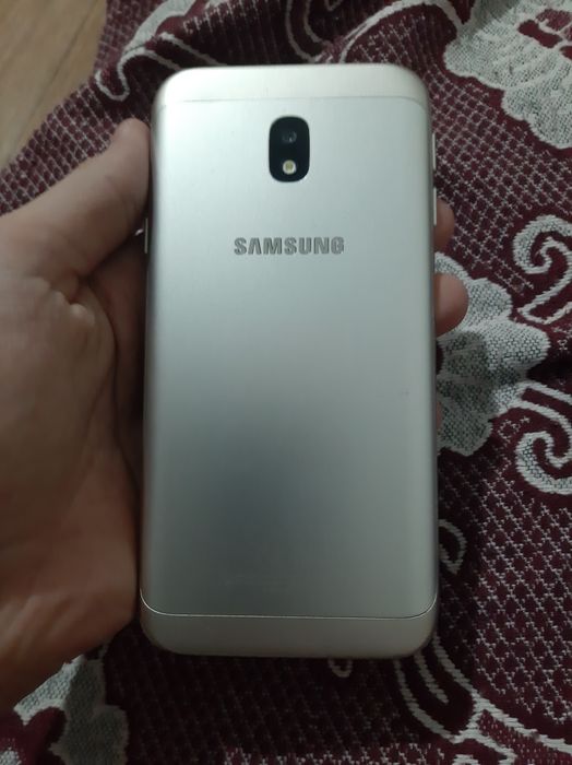 Samsung  galaxy j3