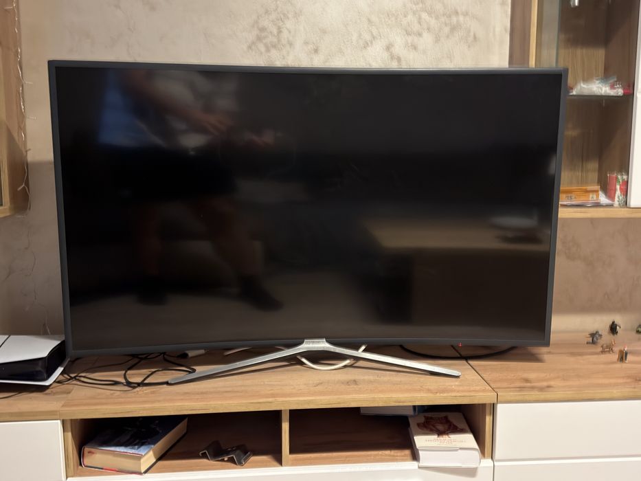 Samsung UE55M6320 Full HD 139cm curbat