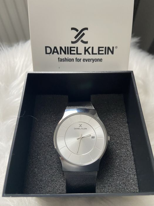 Ceas Daniel KLEIN