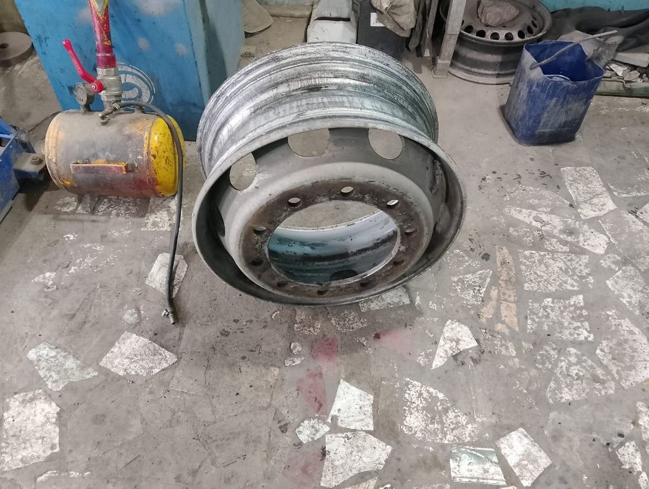 Два Евро диска .