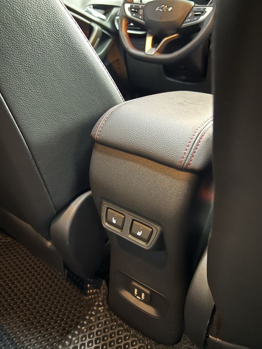 Tracker Premier Plus 2025