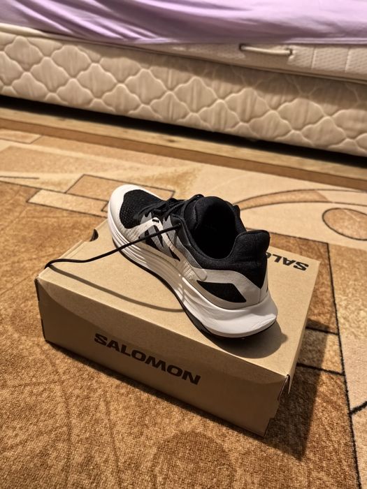 *Чисто нови* обувки "Salomon Ultra Flow"
