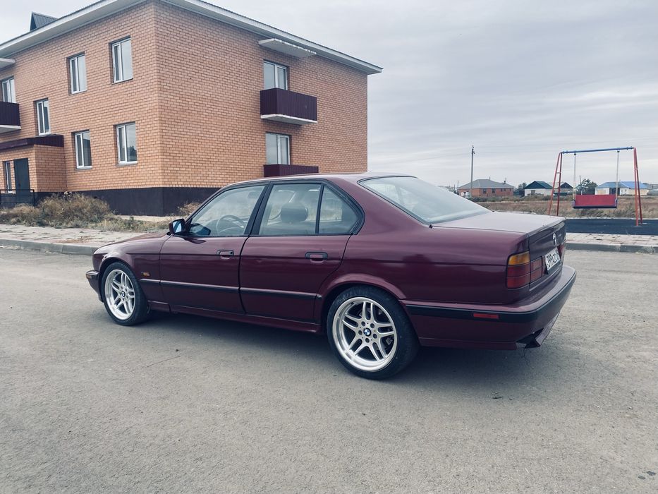 Продам BMW E34 2.5 Bosch мкпп