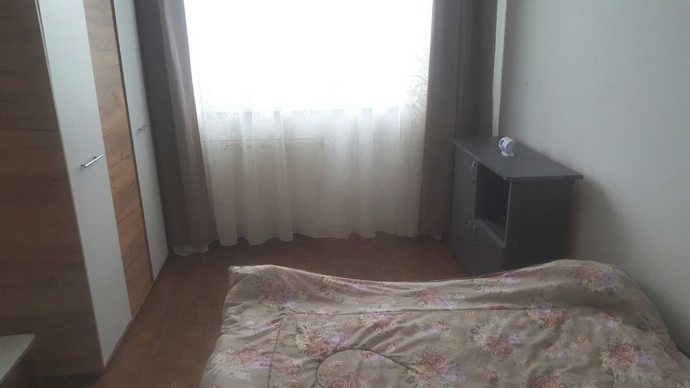 Proprietar ofer închiriere 1,2 sau 3 camere apartam 3 camere Piața Sud