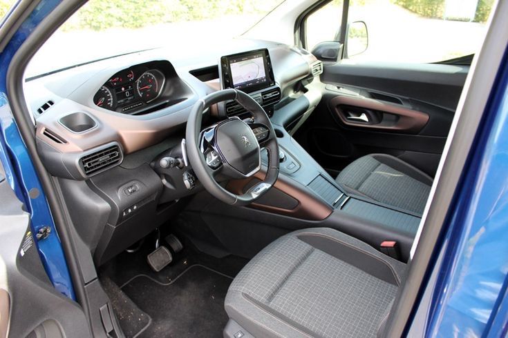 Пежо Рифтер Peugeot Rifter 1.2 бензин 1.5 1.6 2.0 дизел ръчка автомат