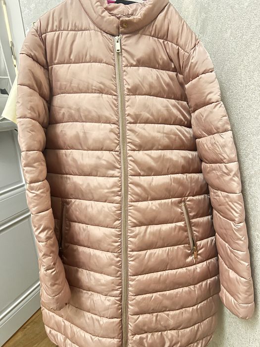 Продам куртку женскую