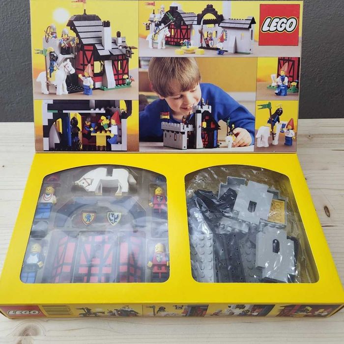 Колекционерски сет LEGO 6067 от 1986 г.