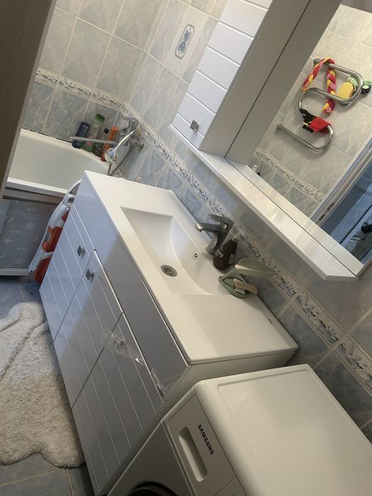 Продам 2 комн. Квартиру на 1 этаже