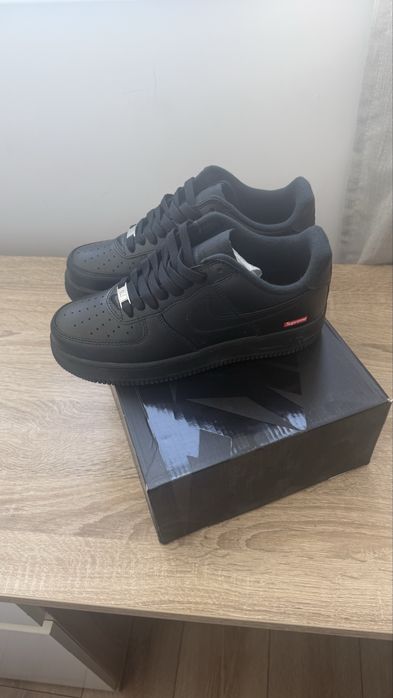 Nike airforce 1 supreme black 40
