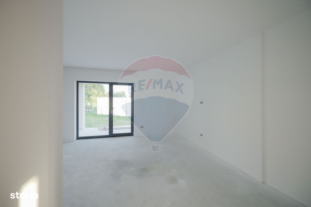 Casă nouă de vânzare Oradea - Dealuri, P+E, teren 575 mp