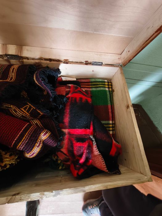 Черги, ръчно тъкани и други НОВИ