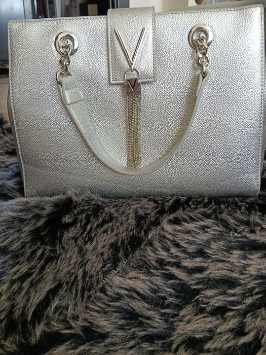 Дамска чанта на Valentino