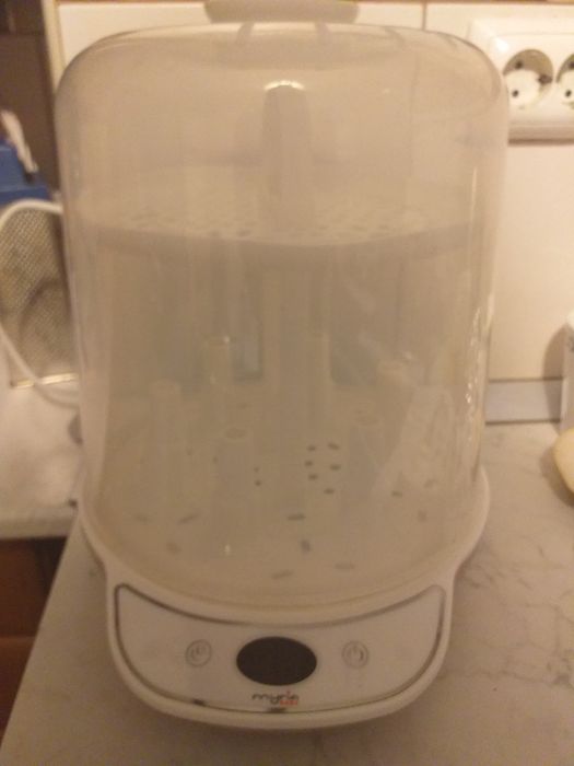 Sterilizator biberoane