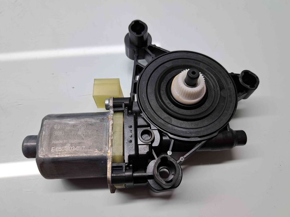 Motoras geam stanga spate Skoda Superb III Combi (3V5) [Fabr 2015-2024