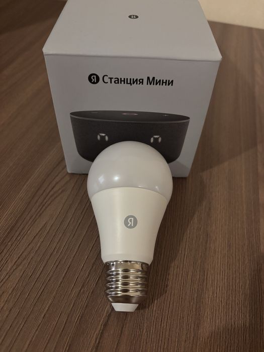 Умная колонка Яндекс