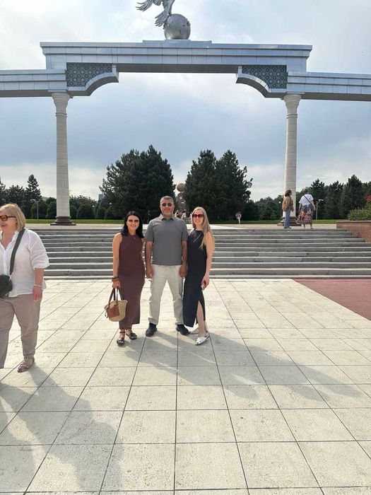 Local tour guide with private car/Гид/экскурсовод/в горы/Ташкент