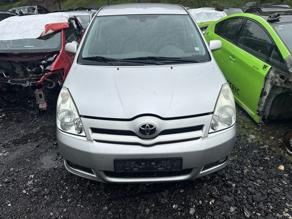 Toyota Corolla Verso Тойота Корола Версо 2.2 dcat 177кс На части!