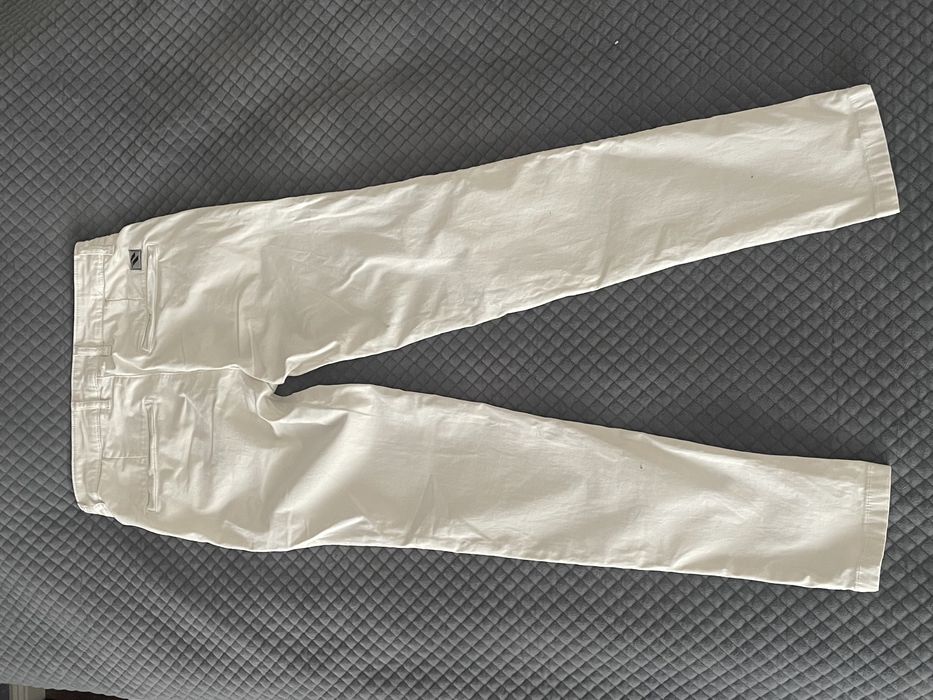 Белый брюки Zara