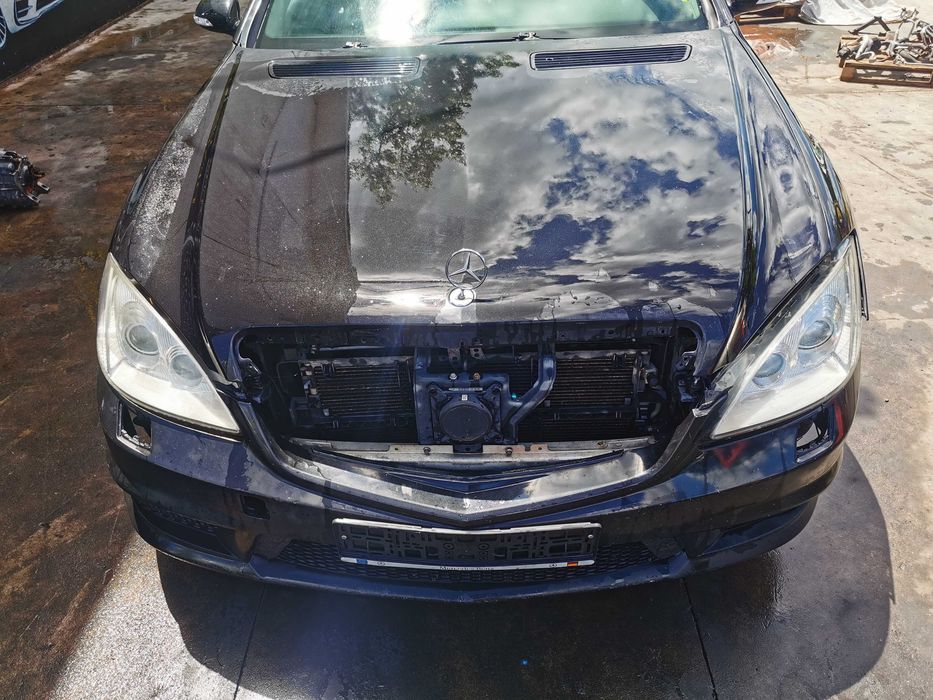 Dezmembrez s class w221 s320 4 matic/far night vision/stop/bara amg/