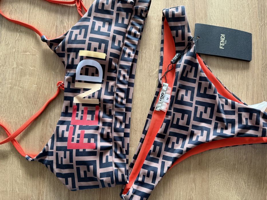 Дамски бански ! Нов М