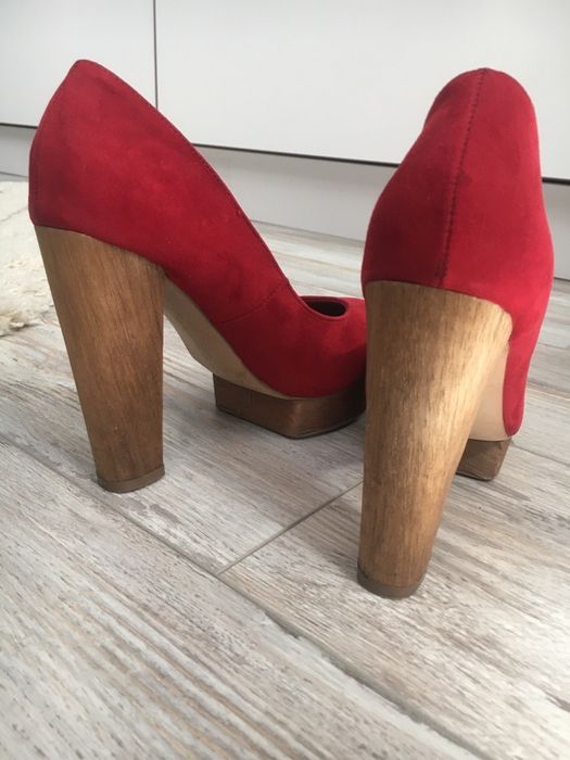 Pantofi rosii cu platforma - Bherska - marimea 37