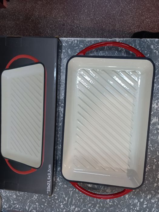 Grill / tavă fontă emailată 33 x 23 x 3 cm  Promo 99 lei