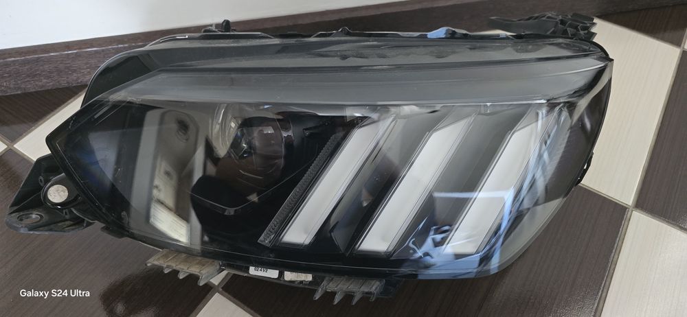 Far led Peugeot 208