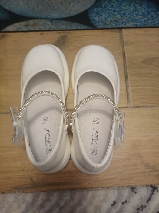 Туфли на девочку