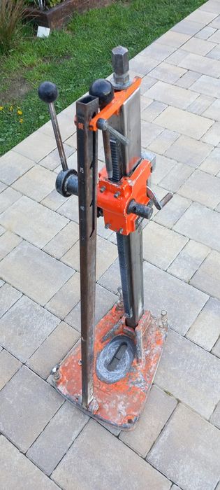 Stativ masina de carotat beton