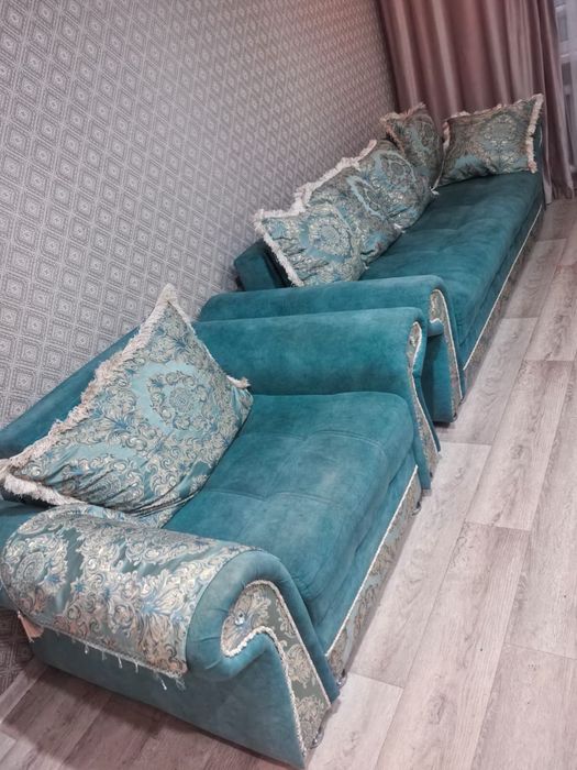Продам диван в хорошем состояни