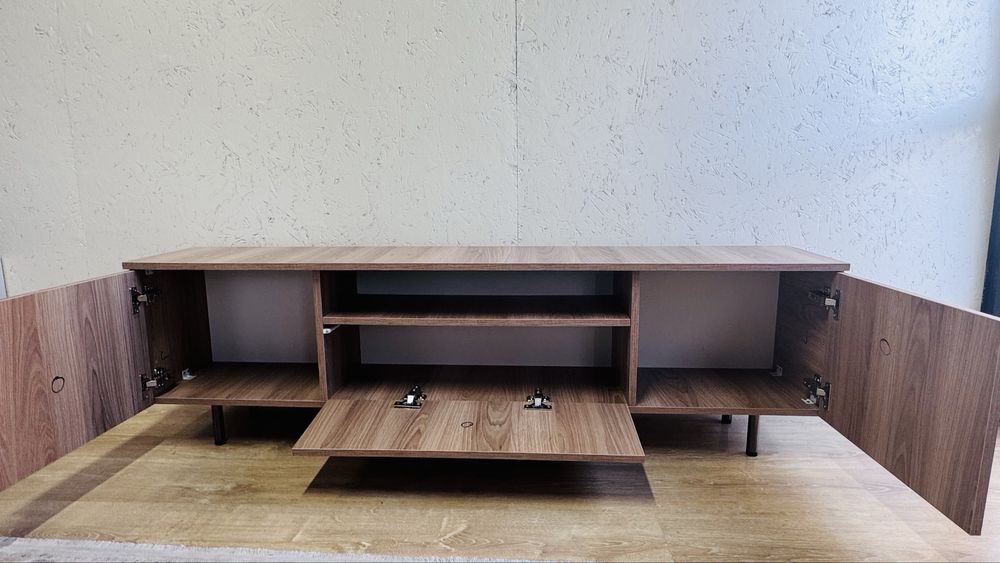 Тумба TV, ножки красивые