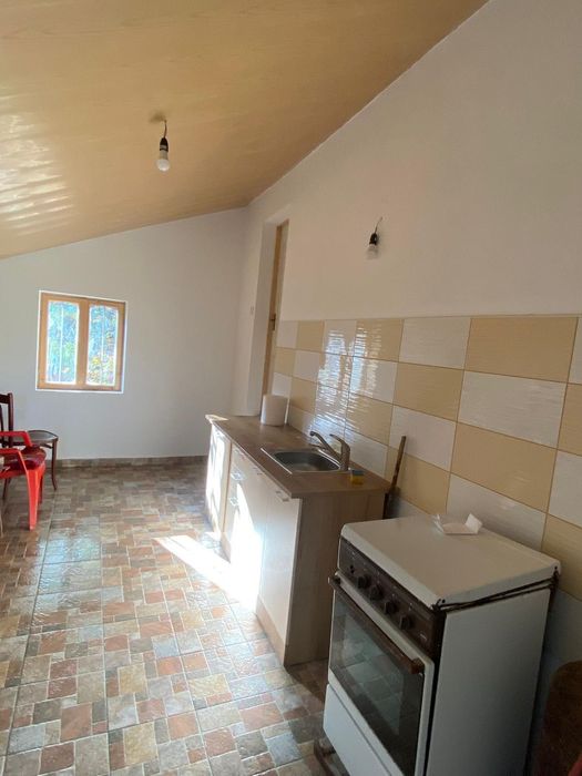 Casa batraneasca renovata cu teren