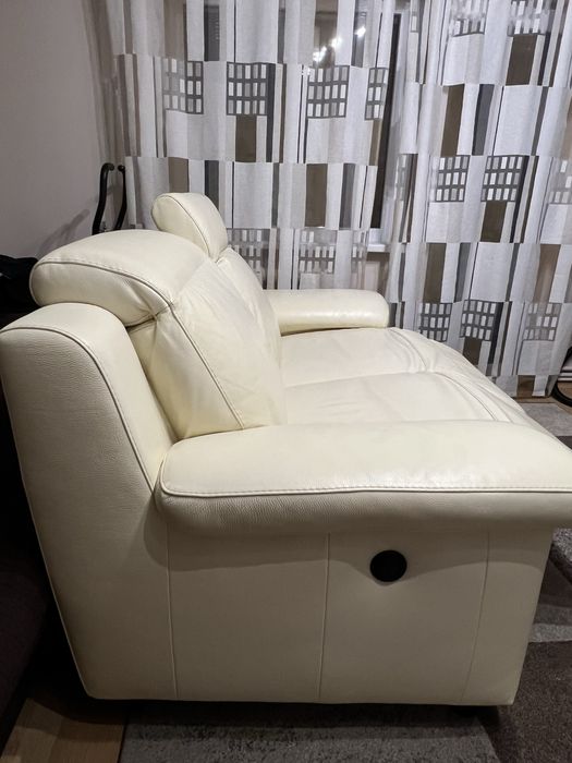 Canapea 2 locuri electrica cu recliner Mobexpert