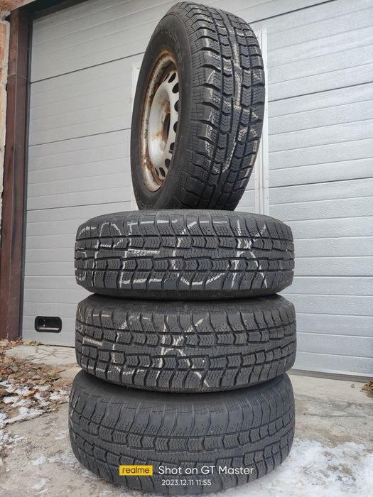 Roți complete  Kia Sorento 225x75x16 Cooper Discoverer