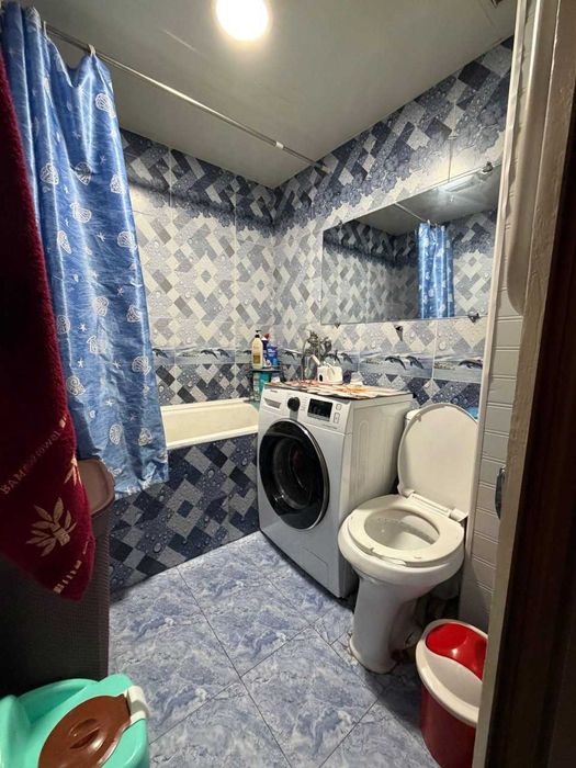 Белтепада 1 хонали 52кв + 6кв захват квартира сотилади