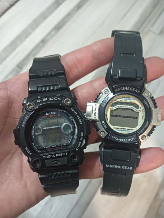 Vând două ceasuri casio
