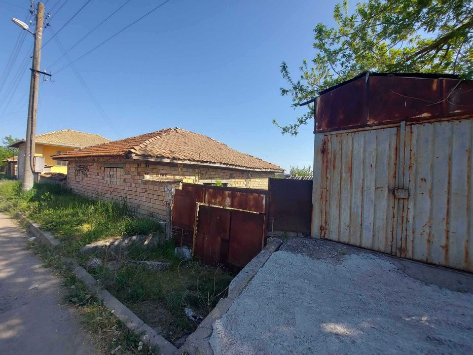 Продава се Къща в с. Васил Левски, Област Търговище - 100 кв.м за 536 €/кв.м - Снимка #13