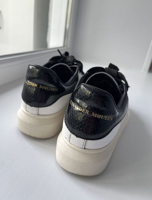 Кроссовки / кеды